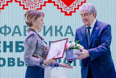 Сергей Грачев: «Оренбургский пуховый платок – один из главных брендов Оренбуржья»